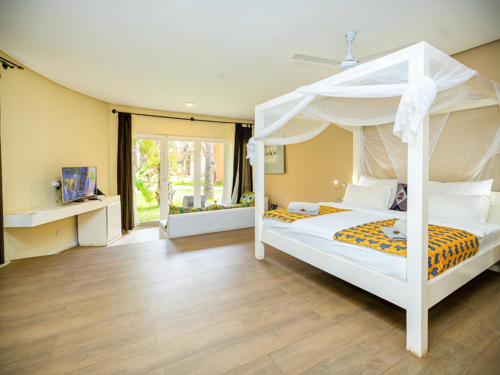 Balafon Beach Resort (Adults Only) Кололи Екстериор снимка